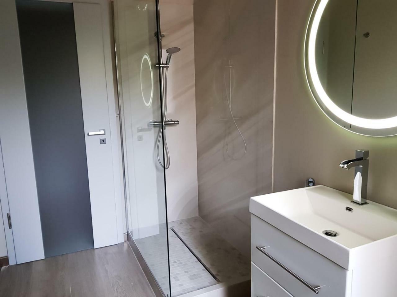 Rubio Residence - Accmonia Luxury Apartment Арад Екстериор снимка