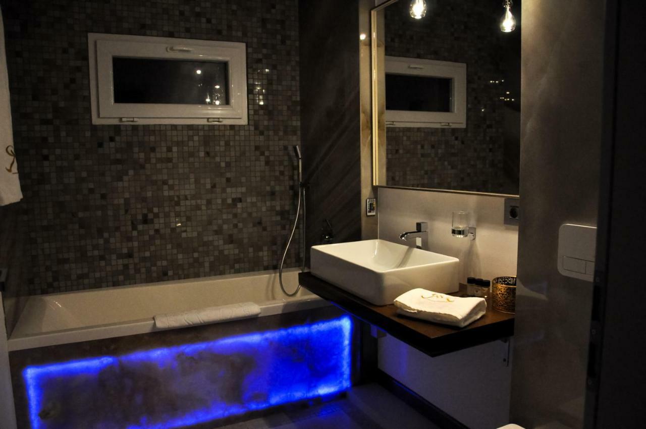 Rubio Residence - Accmonia Luxury Apartment Арад Екстериор снимка