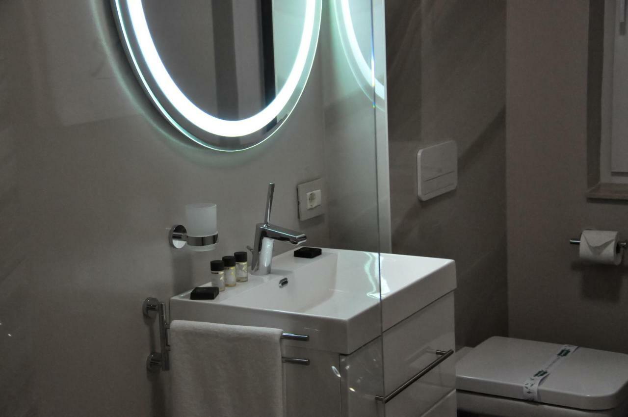 Rubio Residence - Accmonia Luxury Apartment Арад Екстериор снимка